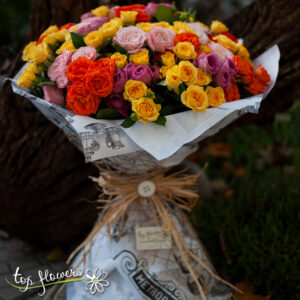 Classic bouquet of 31 mini roses mix