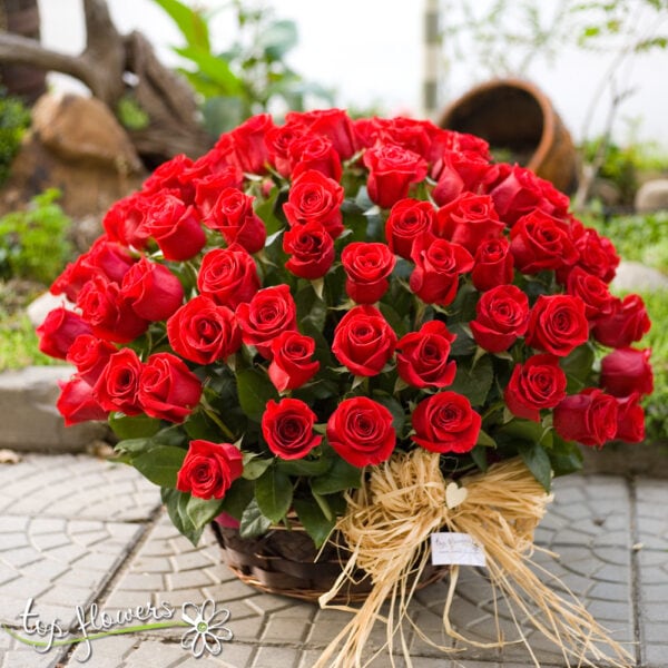 Basket 101 Red Roses