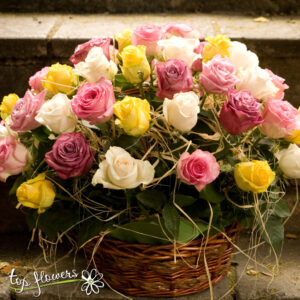 Basket of 51 multicolored roses mix