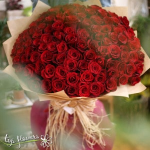 Bouquet 101 Fine red roses