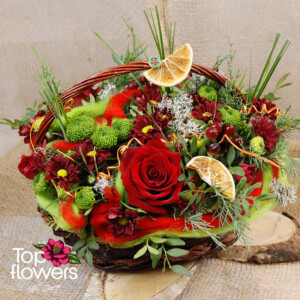 Decorative flower basket with natural elements – flower delivery