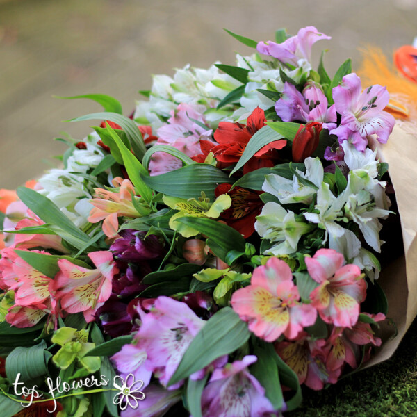 Classic bouquet | Alstroemeria