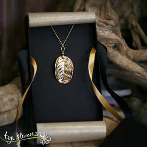 Necklace "Rose Leaf" | GOLD