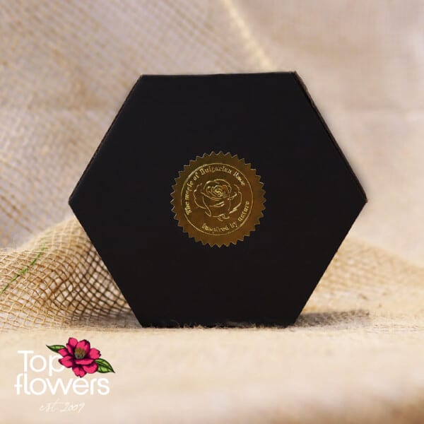 Брачна кутия за пръстени с позлатена пъпка от роза | ЗЛАТНО