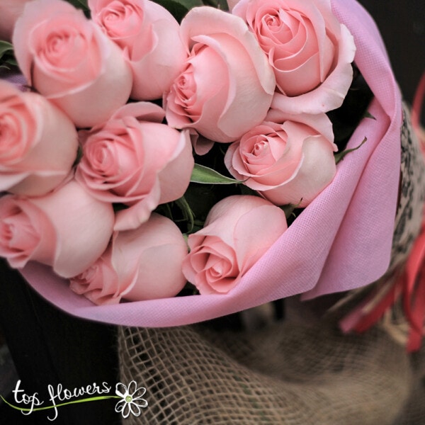 Класически букет | Розови рози