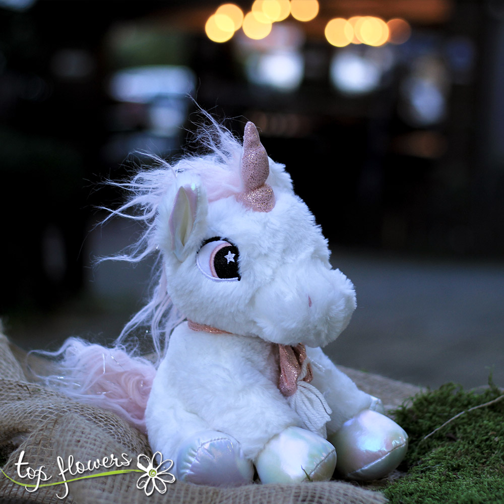 White unicorn with pink scarf | 25 cm.