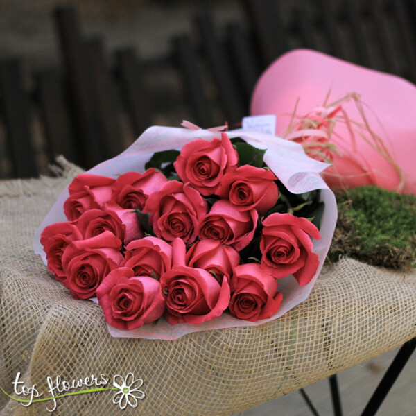 Classic bouquet | Cyclamen roses