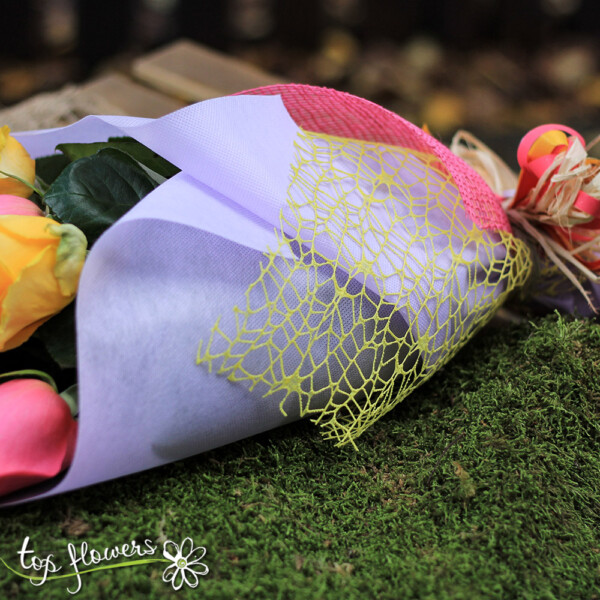 Classic bouquet | Bright multicolored roses - Image 6