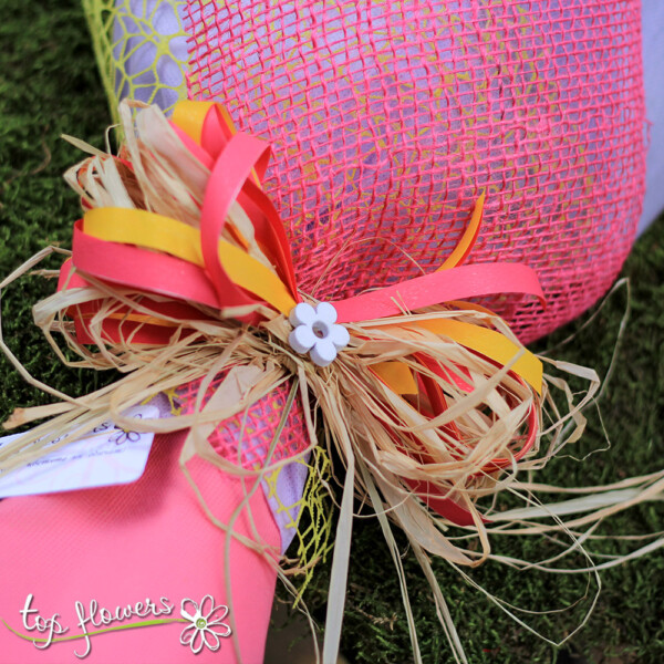 Classic bouquet | Bright multicolored roses - Image 3