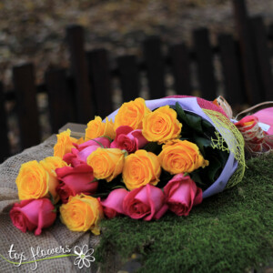 Classic bouquet | Bright multicolored roses