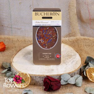 Chocolate Bucheron | Blackberries, Almonds and Strawberries
