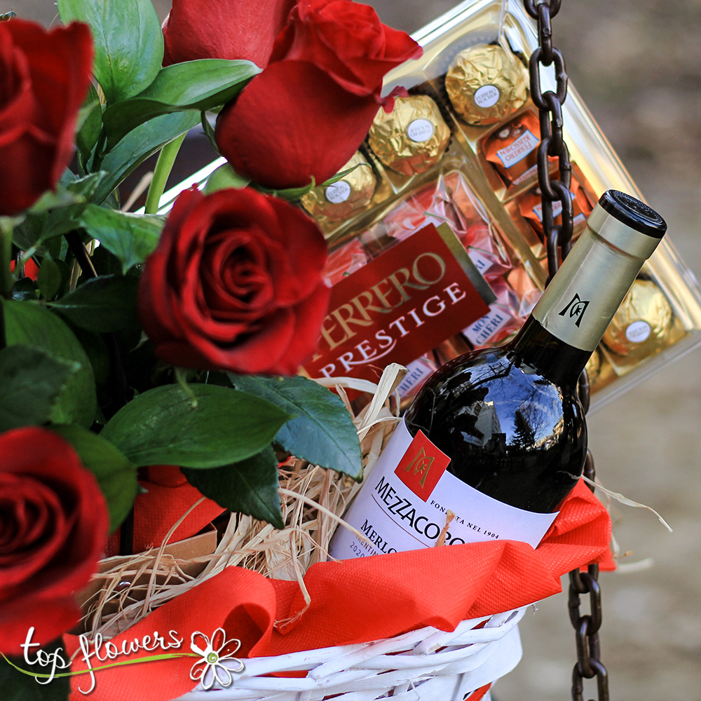 Gift Basket 1 | Red roses