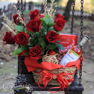 Подаръчна Кошница 2 | Червени Рози