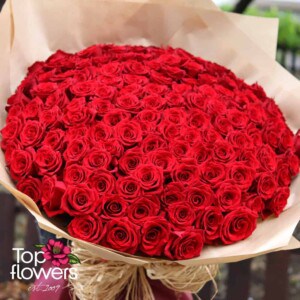 Букет 151 Изящни Червени Рози