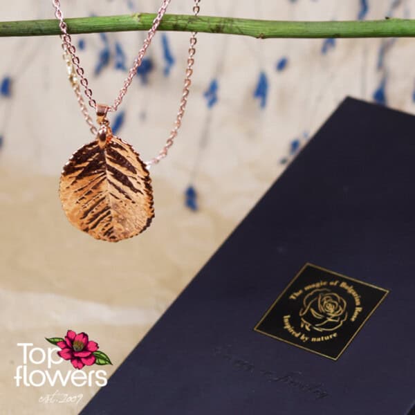Rose leaf | Copper necklace - Image 3