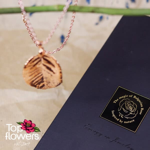 Rose leaf | Copper necklace - Image 4