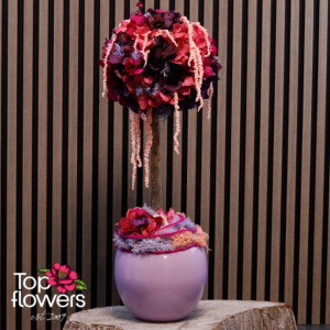 Декоративна композиция с хортензия в керамична кашпа