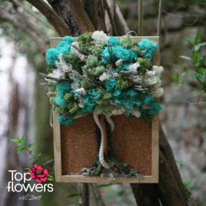 Декоративно пано със скандинавски мъх в зелено, бяло и тюркоазено