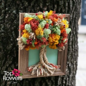 Дървото на сезоните – ръчно изработено пано от мъх