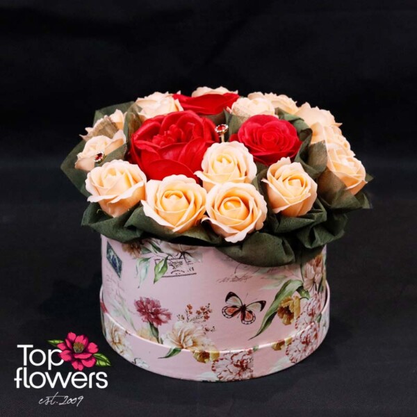 Gift box with soap roses “Flame and Tenderness”