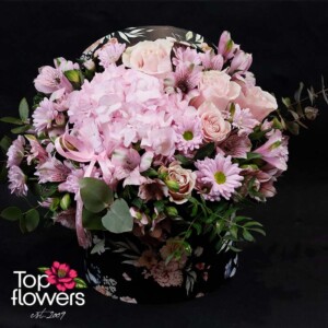 Pink Dream – luxurious arrangement with roses and hydrangeas