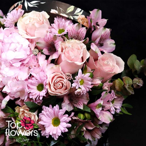 Arrangement “Pink Dream” – delicate pink flowers by Top Flowers