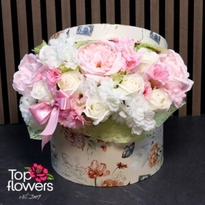 Елегантна кутия със сапунени рози от Top Flowers