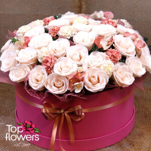 Box with soap roses in soft, delicate tones