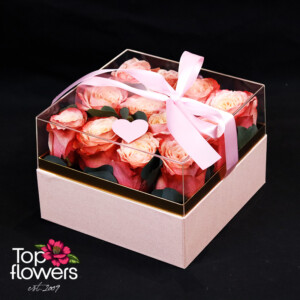 аранжировка Прасковена любов с еквадорски рози – магазин за цветя