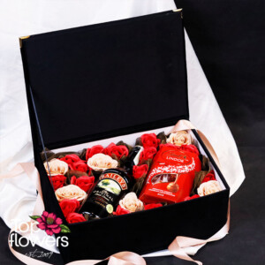 Soap roses with Baileys and Lindor chocolates in a luxury box – flower shop