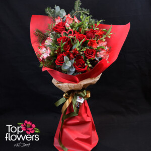 Романтика DELUXE букет с еквадорски рози – доставка на цветя от магазин за цветя