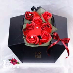 Secret Passion | Soap Roses in a Box Red soap roses in a luxury Secret Passion box – elegant flowers with delivery