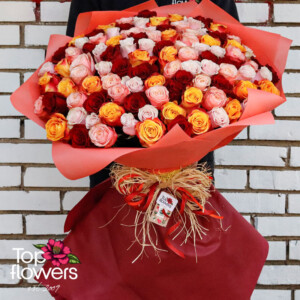101 Рози﻿ микс в топла гама | Букет